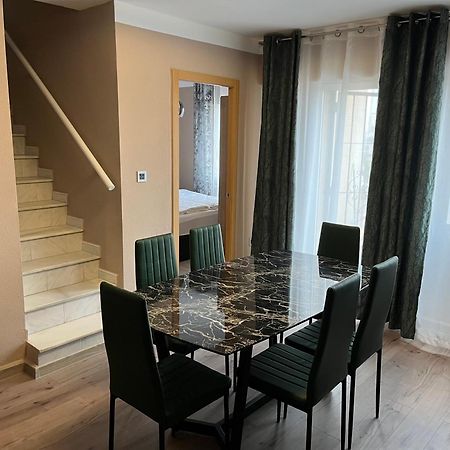 Villa Nadiya App Pool, Parking Торевьиа Экстерьер фото