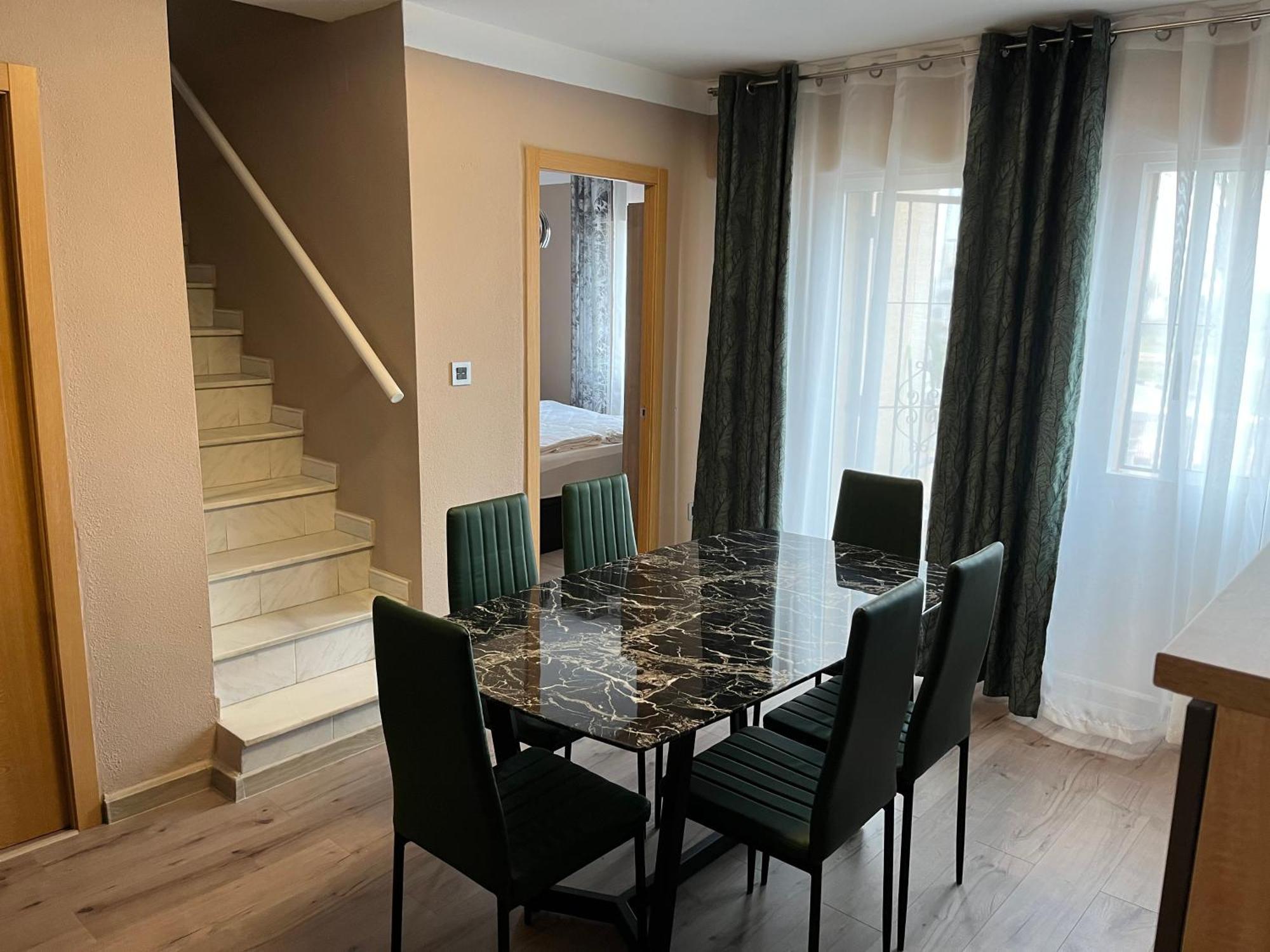 Villa Nadiya App Pool, Parking Торевьиа Экстерьер фото