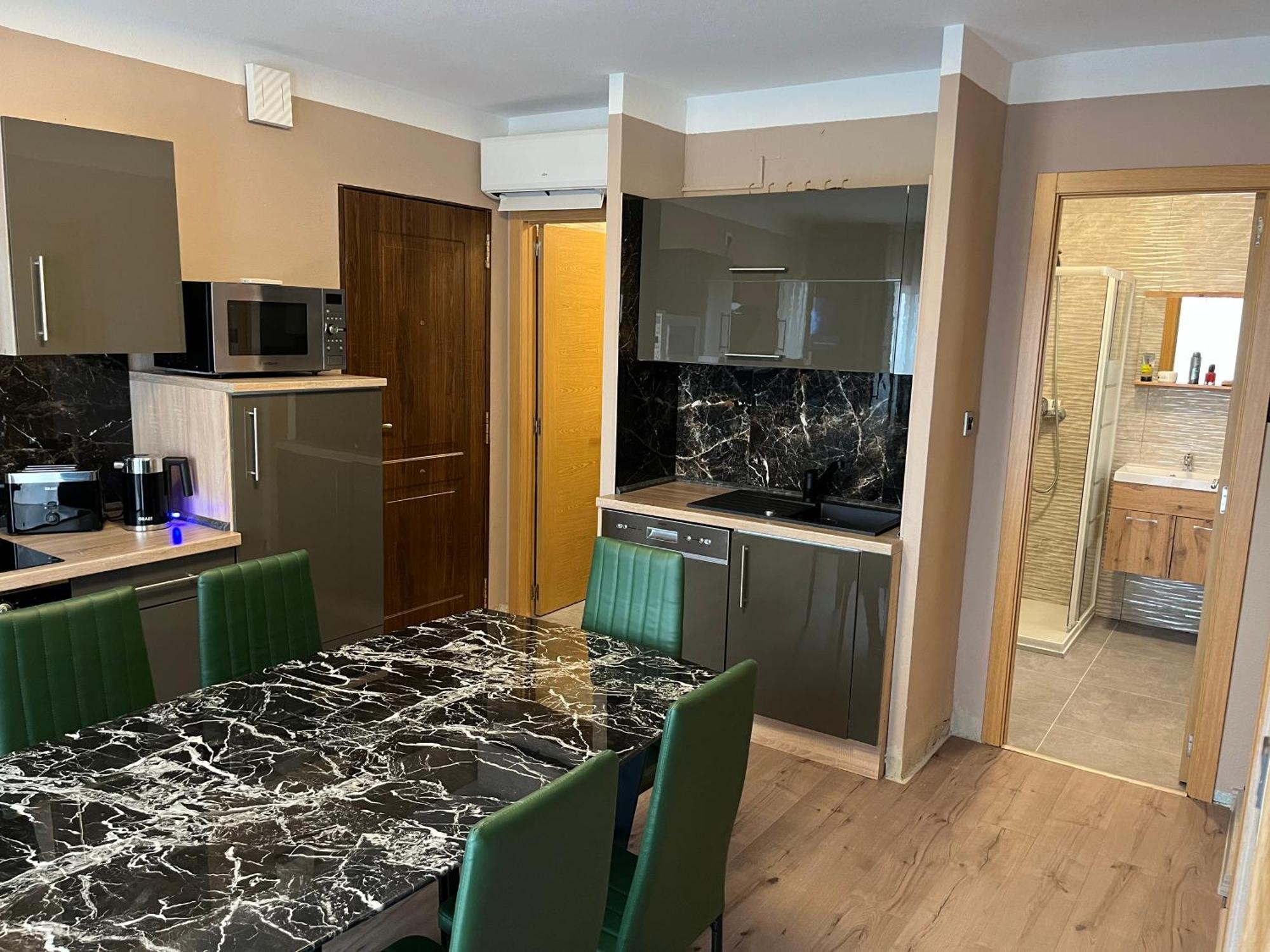 Villa Nadiya App Pool, Parking Торевьиа Экстерьер фото