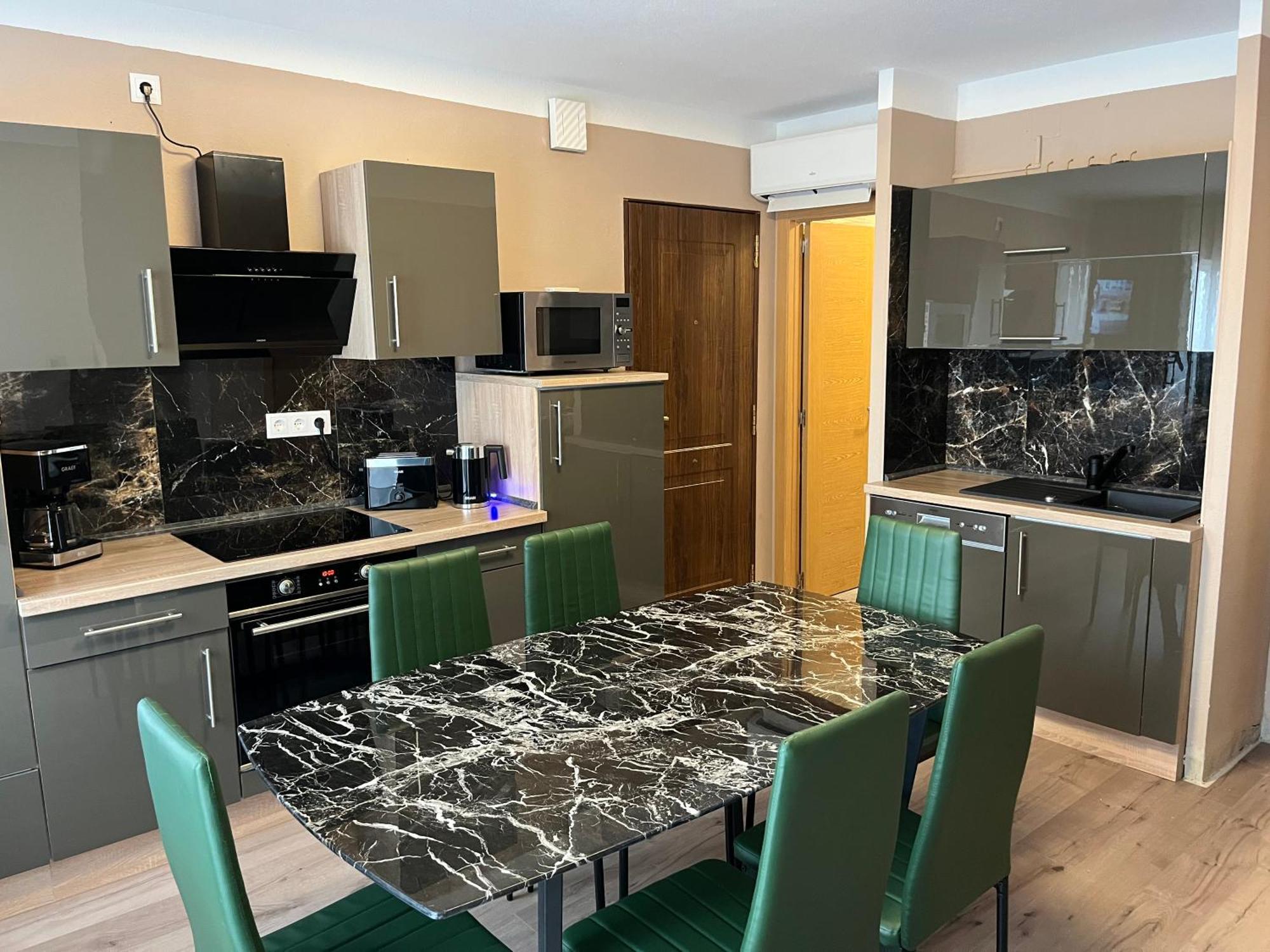 Villa Nadiya App Pool, Parking Торевьиа Экстерьер фото